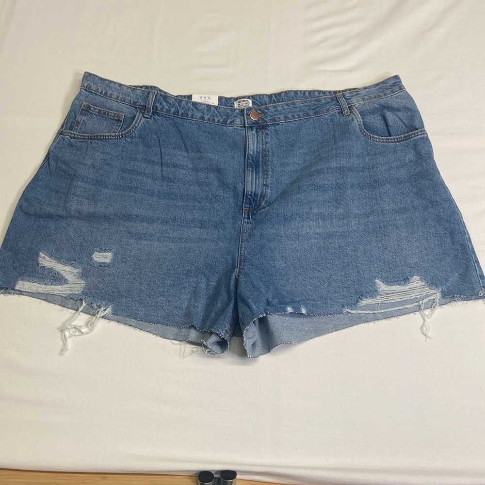 Cotton on curve high rise 90s cutoff shorts- Plus Size 24